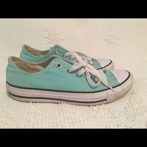 Teal Blue Converse Low Tops size 8